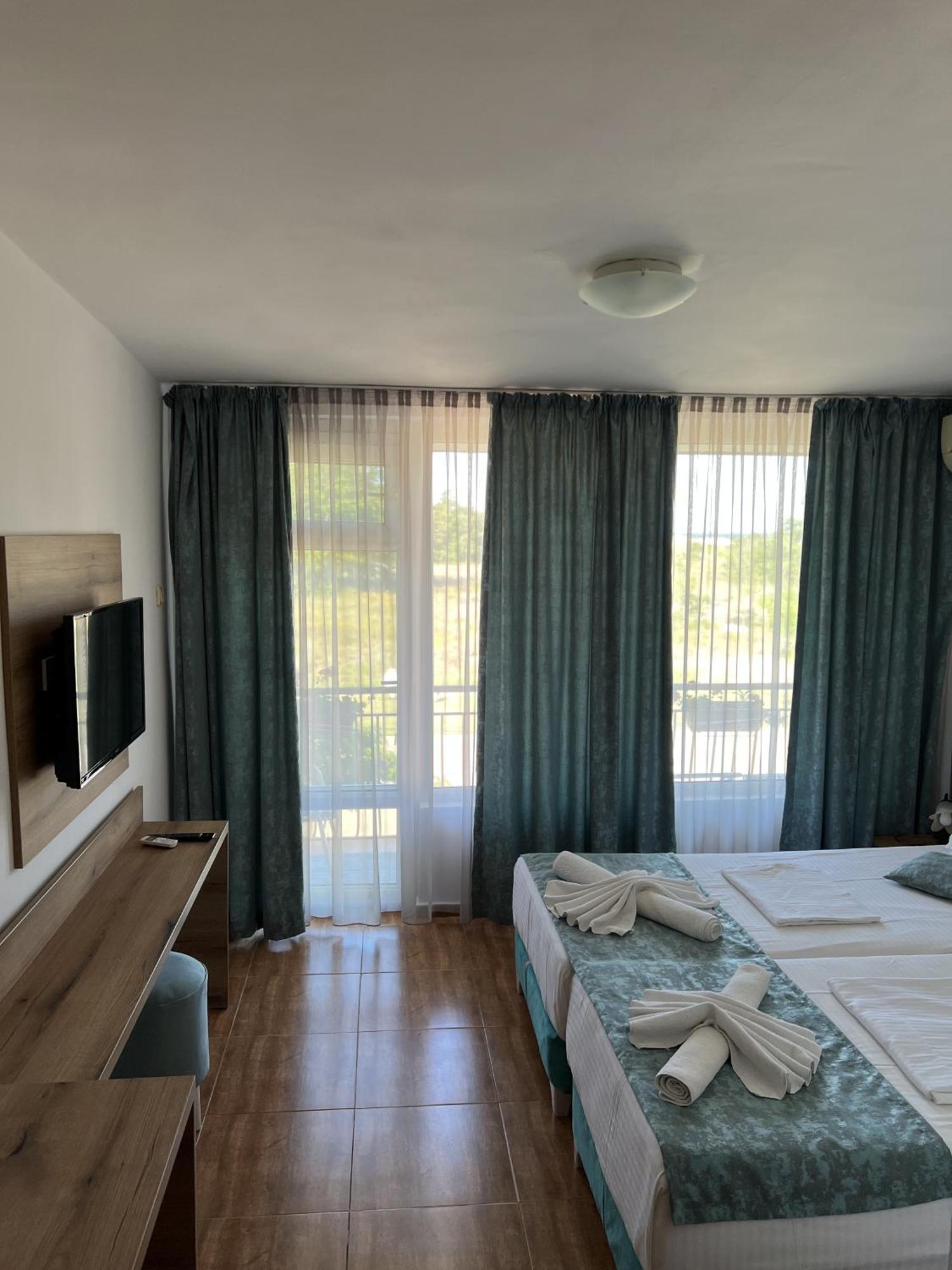 Hotel Surf Primorsko Quarto foto